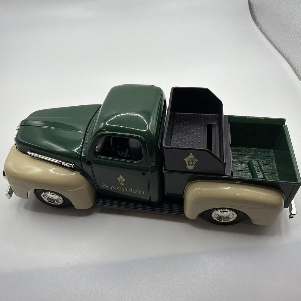 Ertl 1951 Ford Pickup Bank Item #2158 Sovereign Bank 1/25 Scale New In Box. NIB‎